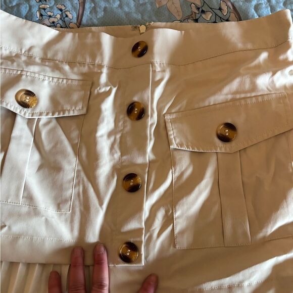 NWT COMMENSE  high-waisted, pleated maxi skirt. SZ large - Picture 5 of 11